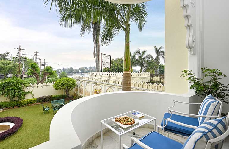 Luxury Lake View Rooms with Balcony 5
